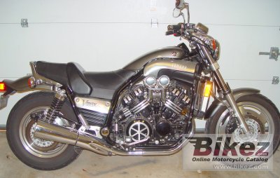 2002 Yamaha VMX 1200 V-Max photo